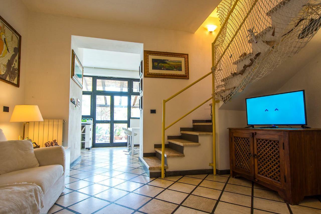 Casa Vacanze Rosa Maria โอโรเซย ภายนอก รูปภาพ