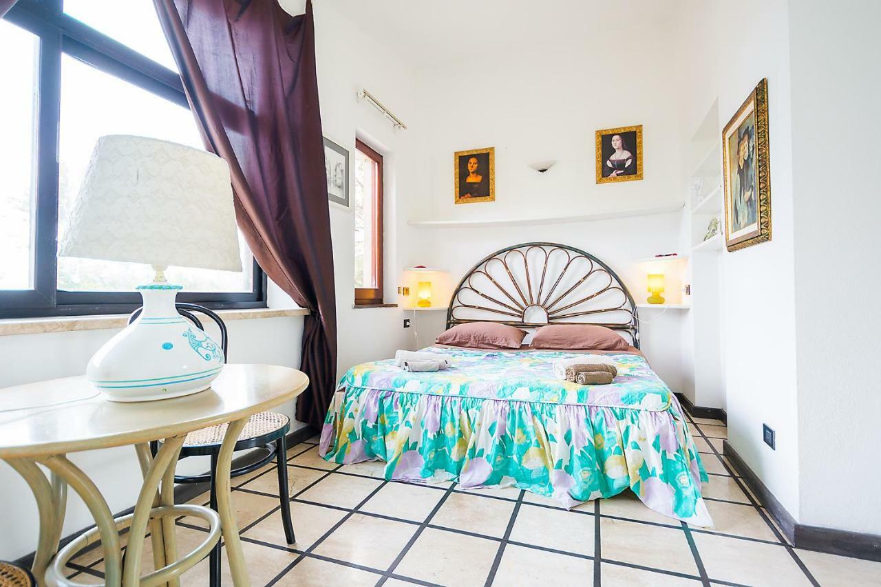 Casa Vacanze Rosa Maria โอโรเซย ภายนอก รูปภาพ